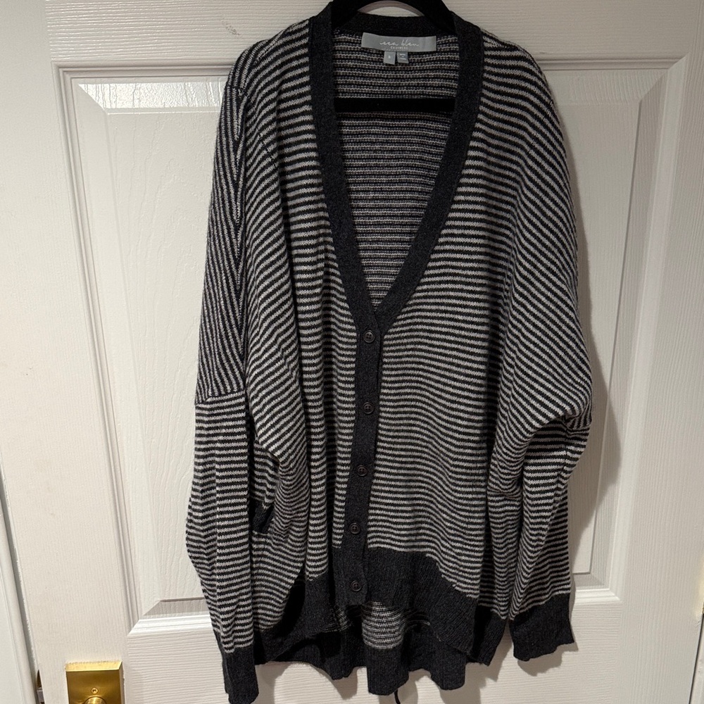 Sea Bleu cashmere cardigan